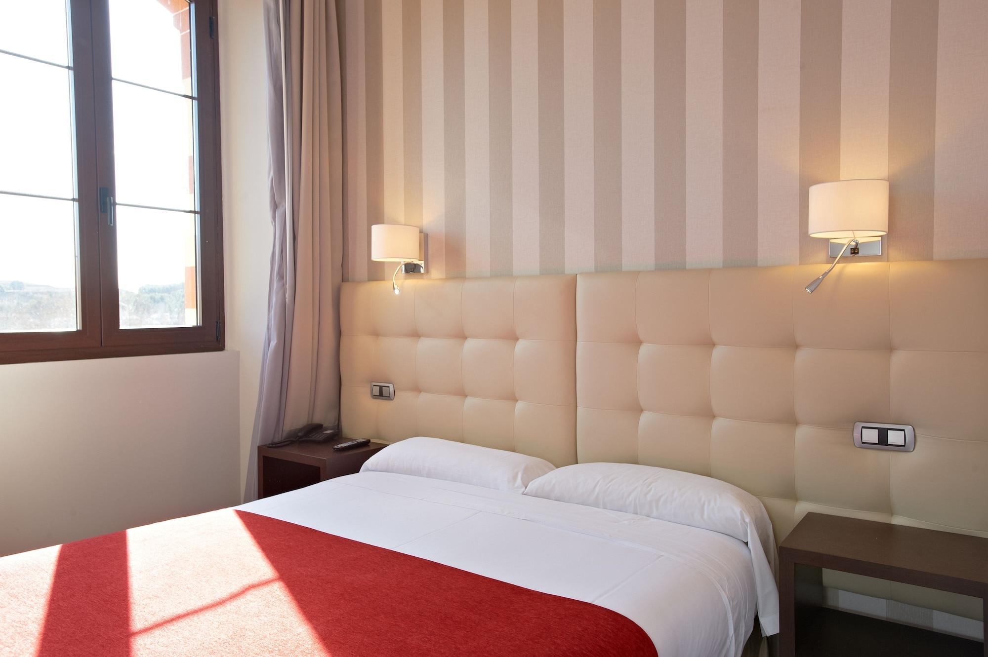 Hotel Termas Balneario Termas Pallares อลามา เด อรากอน ภายนอก รูปภาพ