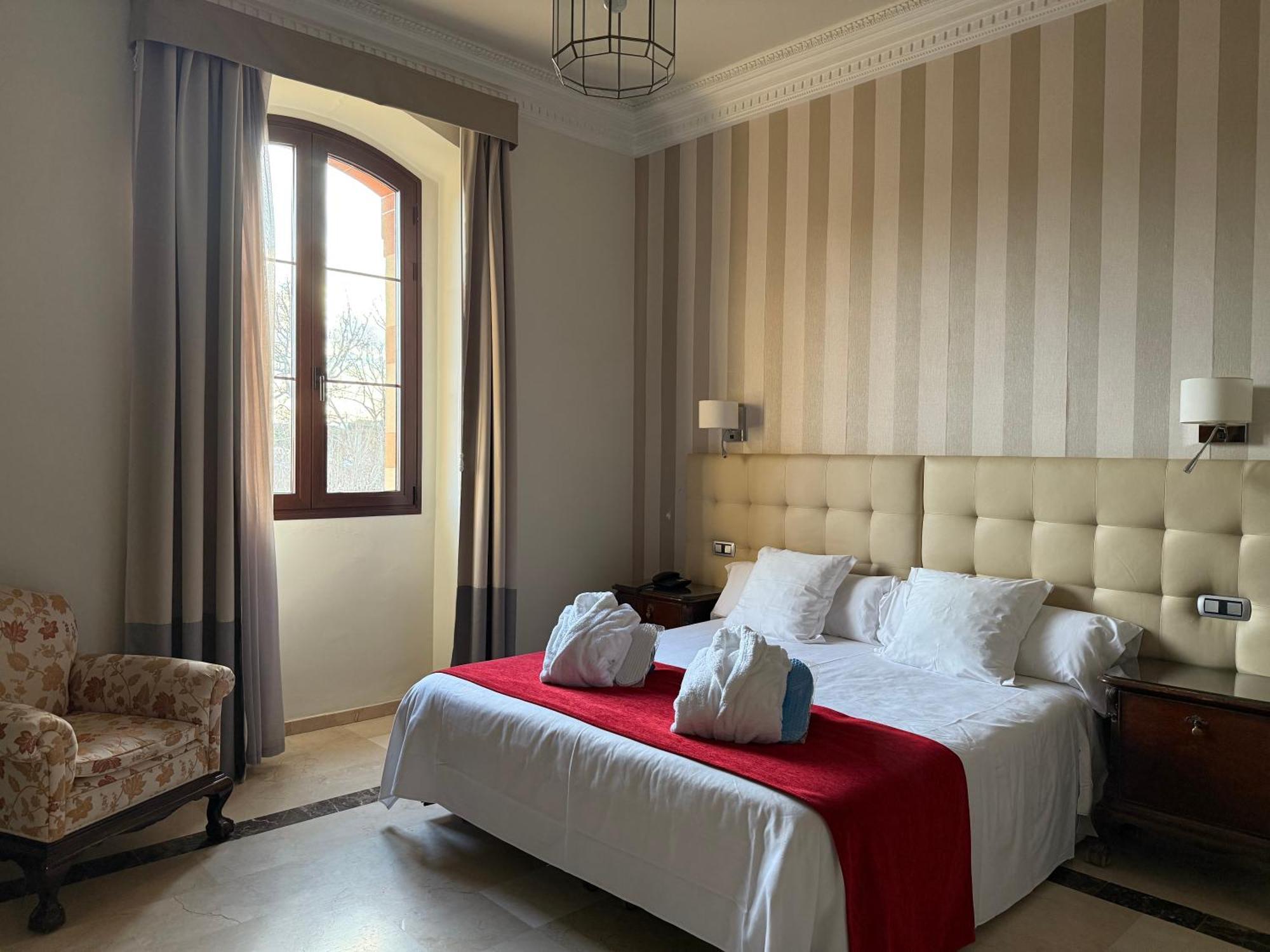 Hotel Termas Balneario Termas Pallares อลามา เด อรากอน ภายนอก รูปภาพ